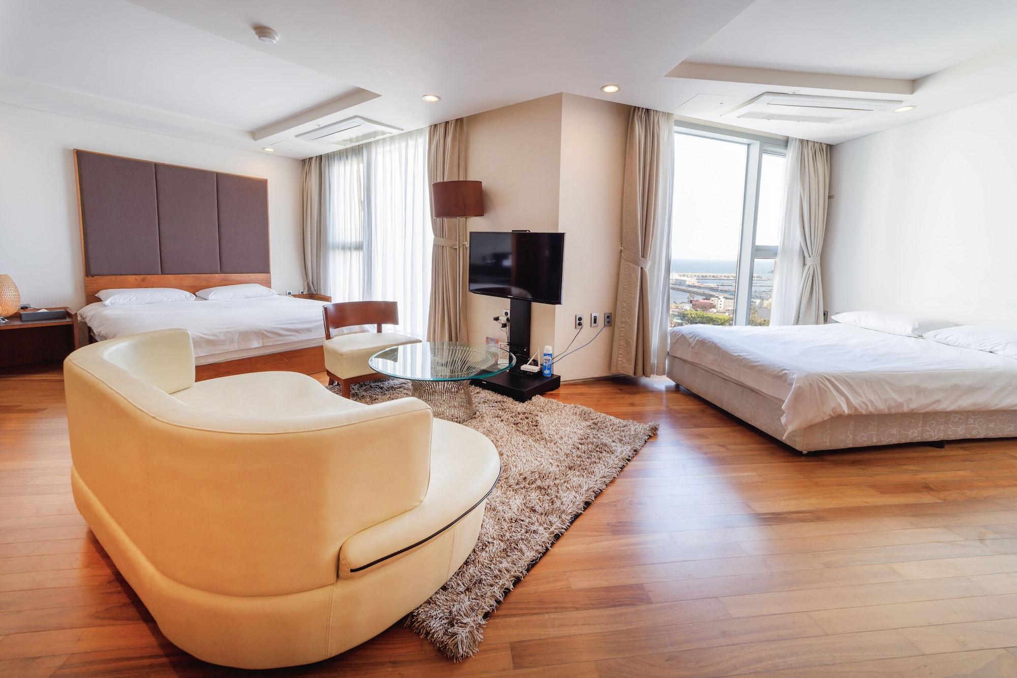 The Island Blue Hotel Seogwipo Ngoại thất bức ảnh